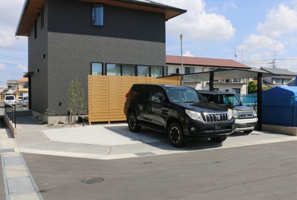 かっこよく、温かみのあるジャパンディなお庭