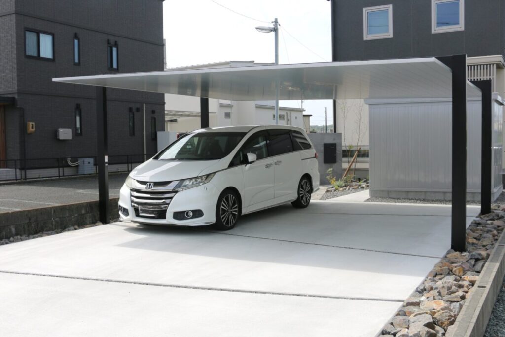 リフォームで明るく高級感あるお庭